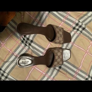 Gucci sandals